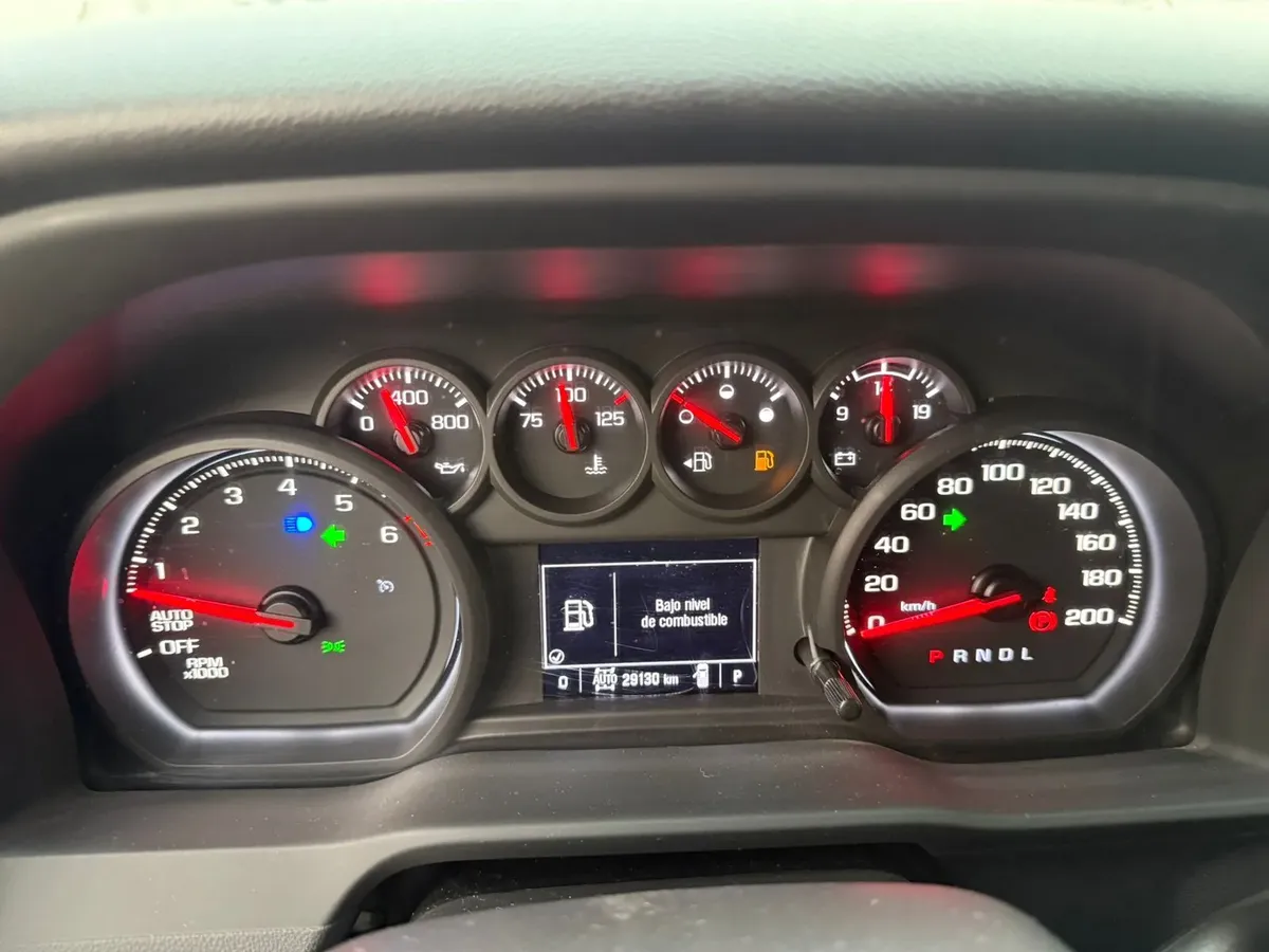 Chevrolet Silverado 2024 5.3 V8 Cabina Regular 4x4 At