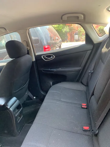 Nissan Sentra 1.8 Advance At