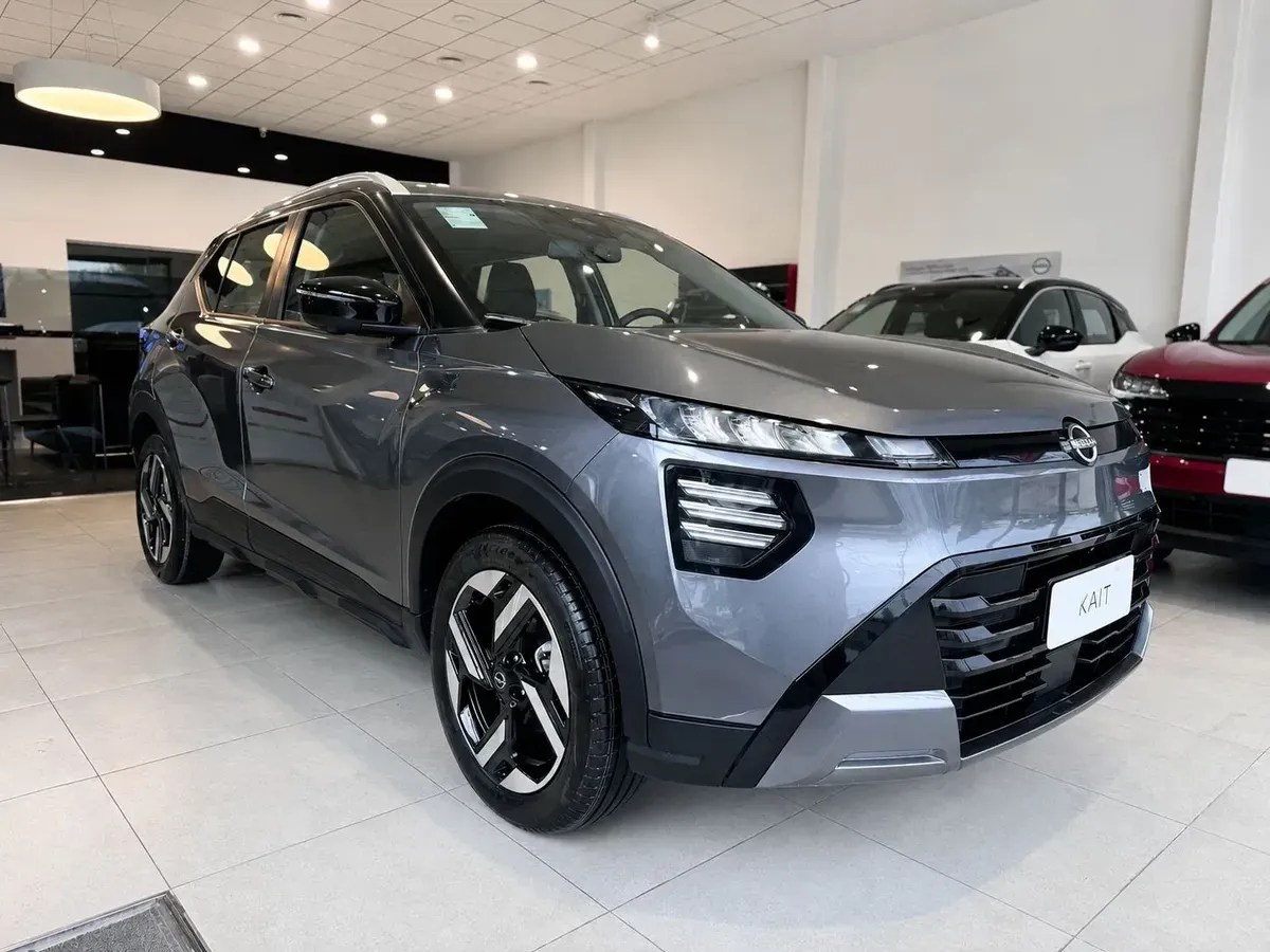 Nissan Kait 1.6 Exclusive Cvt