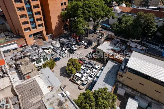 Terreno En Venta En Sabana Grande 1490 Metros Caracas