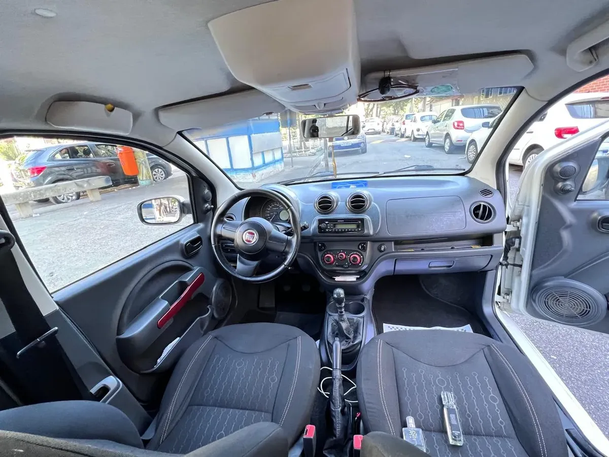 Fiat Uno 2013 1.4 Sporting Flex 5p — foto 5