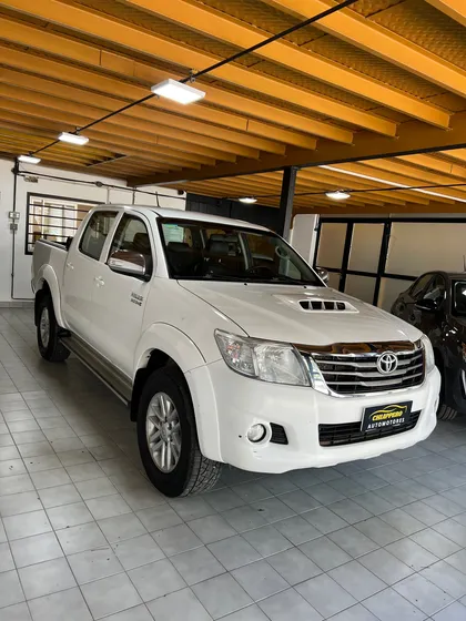 Toyota Hilux Pick-up 3.0 Cd Srv Cuero 171cv 4x2 - E4