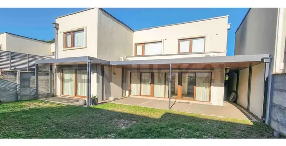 Venta Casa Estilo Mediterráneo Rebajada!!