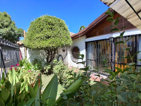 Cs Amplia Casa En Excelente Ubicación De Talca Centro