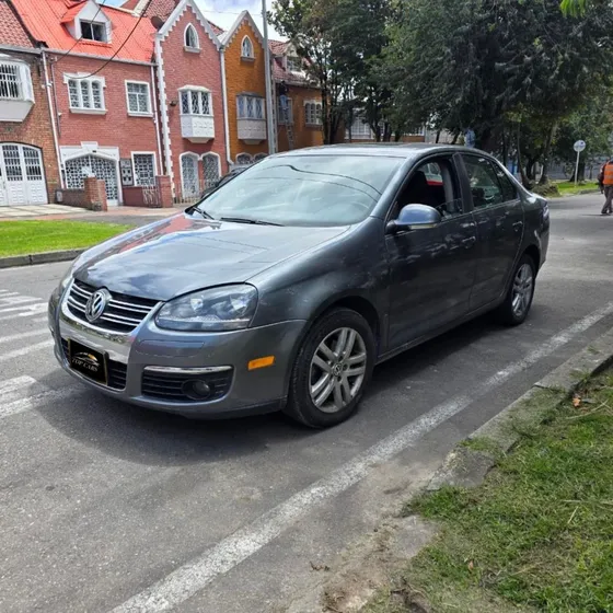 Volkswagen Bora 2.5 Prestige