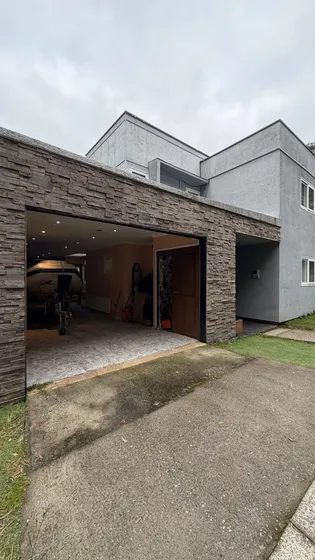Casa 2 Pisos Colindante Con Marina Estancilla, Valdivia