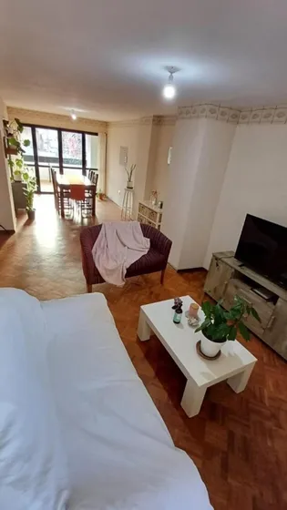 Departamento En Venta - 3 Dormitorios 2 Baños - Río Cuarto