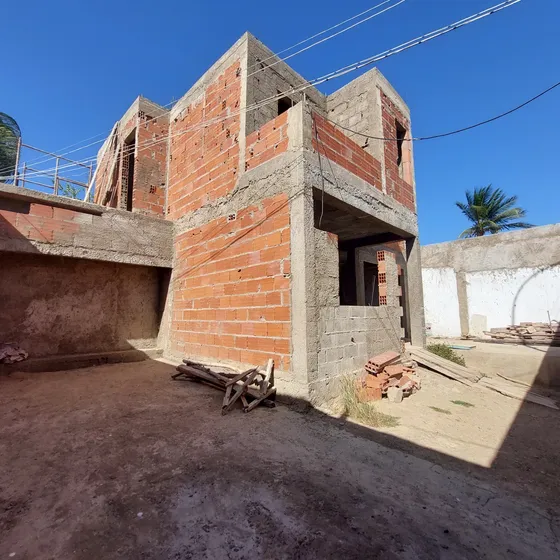 Casa En El Yaque 160m2. En Obra Gris.