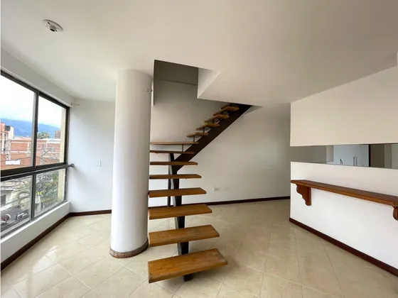Apartaestudio En Venta La Floresta Medellín