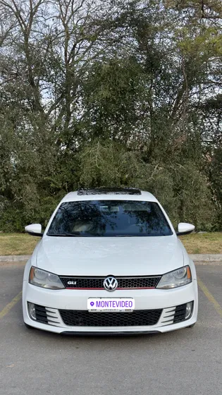 Volkswagen Vento 2.0 Tsi Gli