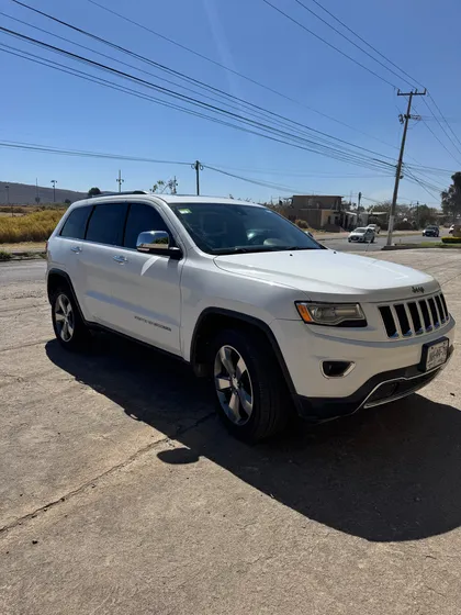 Jeep Grand Cherokee 3.6 Limited Lujo 4x2 Mt