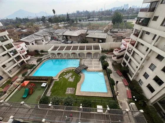 Departamento En Arriendo De 1 Dorm. Con Terraza En Santiago