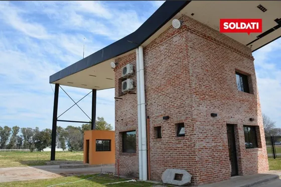 Venta De Naves Industriales En Parque Industrial Moreno