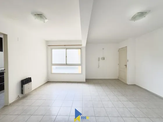 Vendo Departamento 1 Dorm En Alto Alberdi  A Metros De Colón
