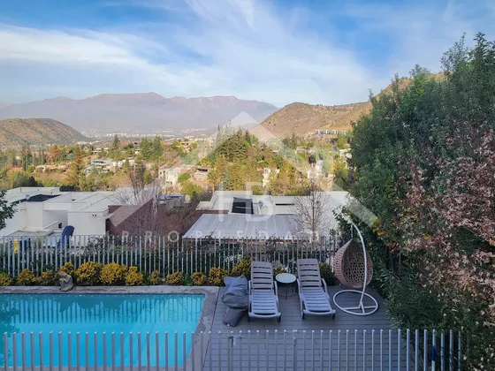 * Casa Condominio Vista, Quincho Piscina. Colegio Everest