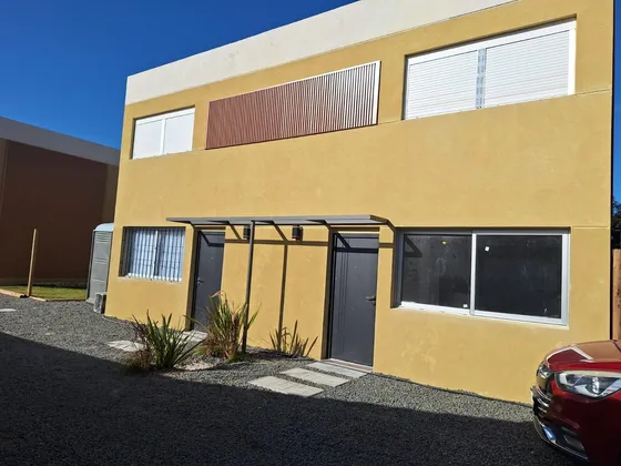 Venta Casa De 2 Dormitorios