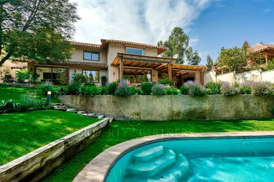 Casa En Impecable Estado, Quinchamalí