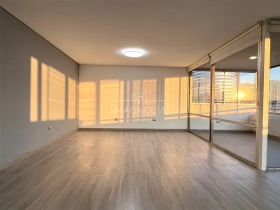 Departamento En Arriendo De 3 Dorm. 2 B Mas Serv En Vitacura
