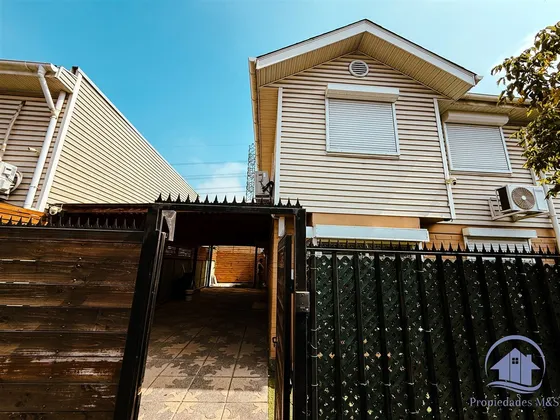 Casa En Venta De 4d/3d En Puente Alto