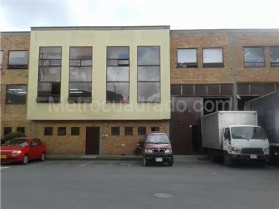 Vendo O Arriendo Bodega Cerca Av El Dorado 