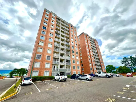 Ms Apartamento En Venta En Bellavista, Ferrero Tamayo