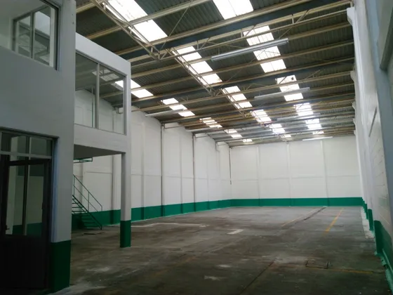 Bodega Industrial A 5 Min De Aquiles Serdan Y Calzada De Las Armas
