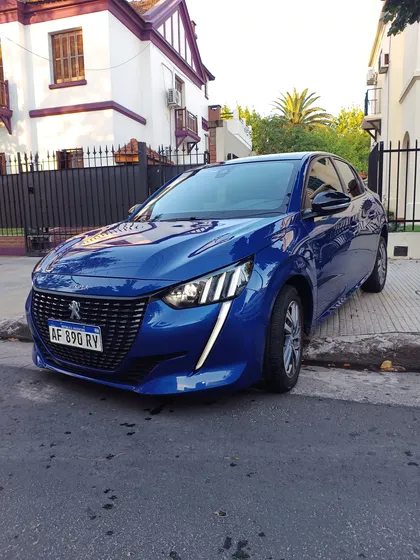 Peugeot 208 1.6 Feline Tiptronic