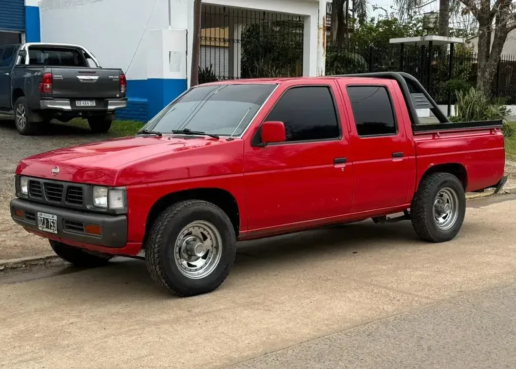 Nissan D-21 2.7 Lx 4x2 D/cab D Aa