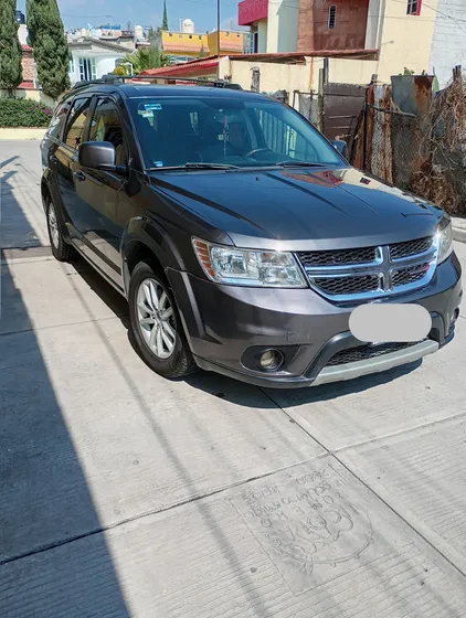 Dodge Journey 2.4 Sxt 5 Pasajeros Plus Mt