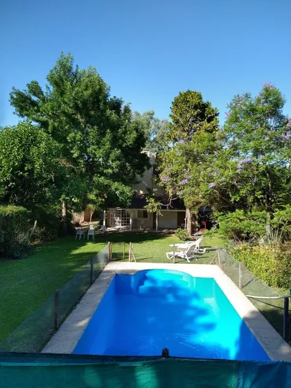 Casa Grande Alquiler Temporal En Bella Vista. 