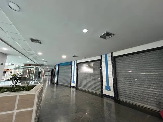 Local Comercial En Venta: C.c. Cristal 330418