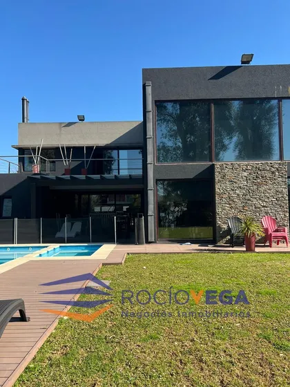 Casa En Venta En Barrio Cerrado Weston, Moreno