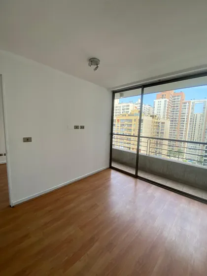Arriendo En Nataniel Cox