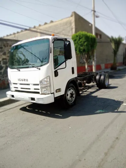Izusu Elf-500 Modelo 2014 Chasis Cabina Nacional Diesel
