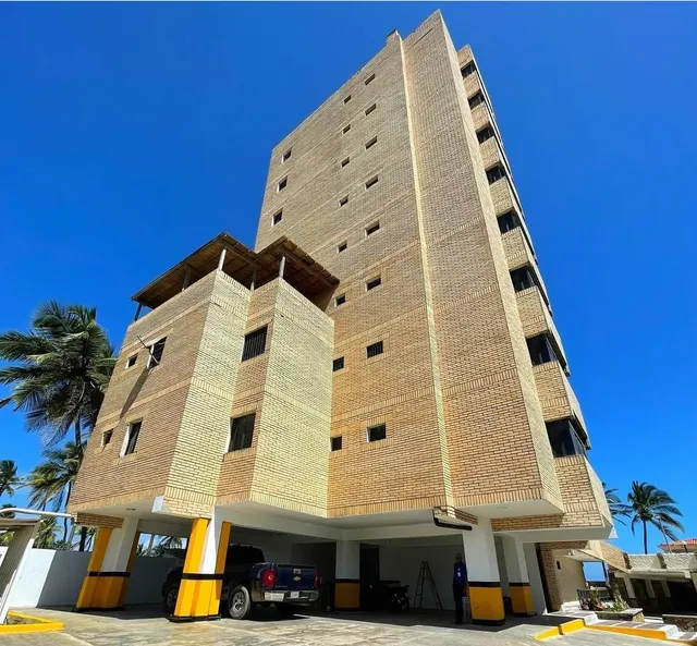 Apartamento En Res. Agua Vista Ii En Tucacas Edo. Falcón. Pla-1881