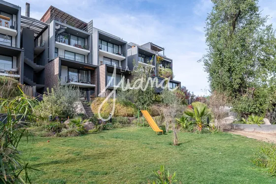 Townhouse En Lindo Condominio Con Áreas Verdes Y Piscina