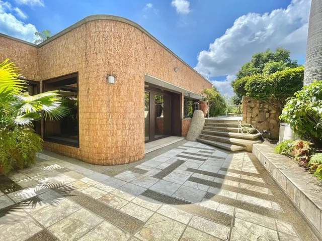 Casa En Alquiler En Altamira 600 M2