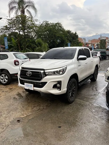Toyota Hilux 2.4