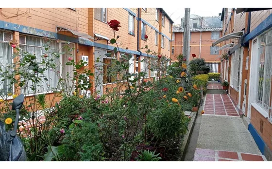 Se Vende Hermosa Casa En Suba - Almendros