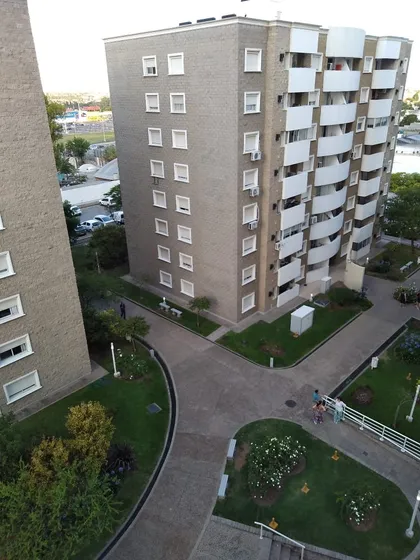 Dpto Amoblado En Alquiler, Torres Gama Av.colon 4900.