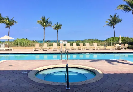 Apartamento Excelente En Miami 2 Dormitorios Vista Al Mar