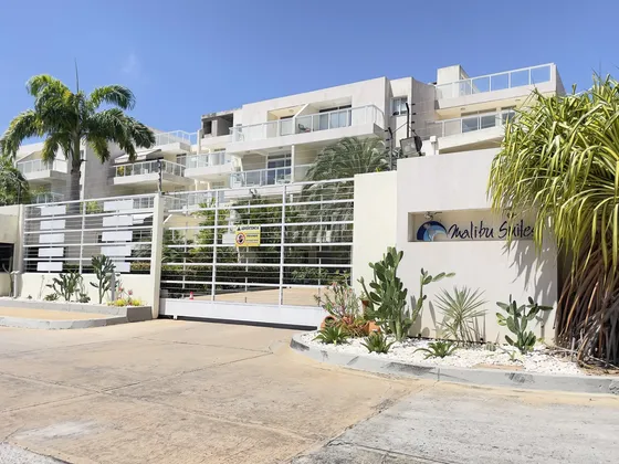 Playa Moreno Malibú Suites.