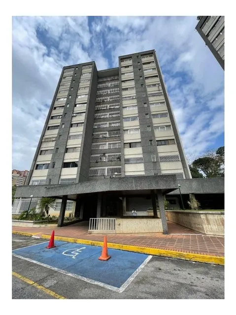 Venta De Apartamento La Urbanización Macaracuay (yq)