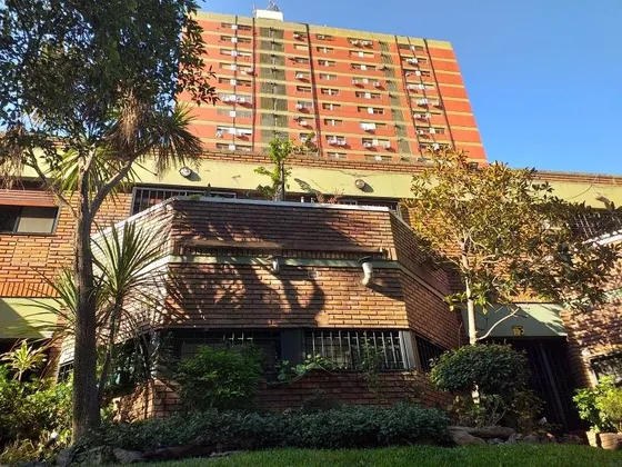 Departamento En Venta - 4 Dormitorios 2 Baños 1 Cochera - 97mts2 - Floresta