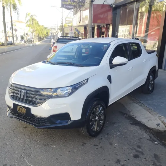 Fiat Strada 1.3 Freedom Cab. Dupla Flex 4p