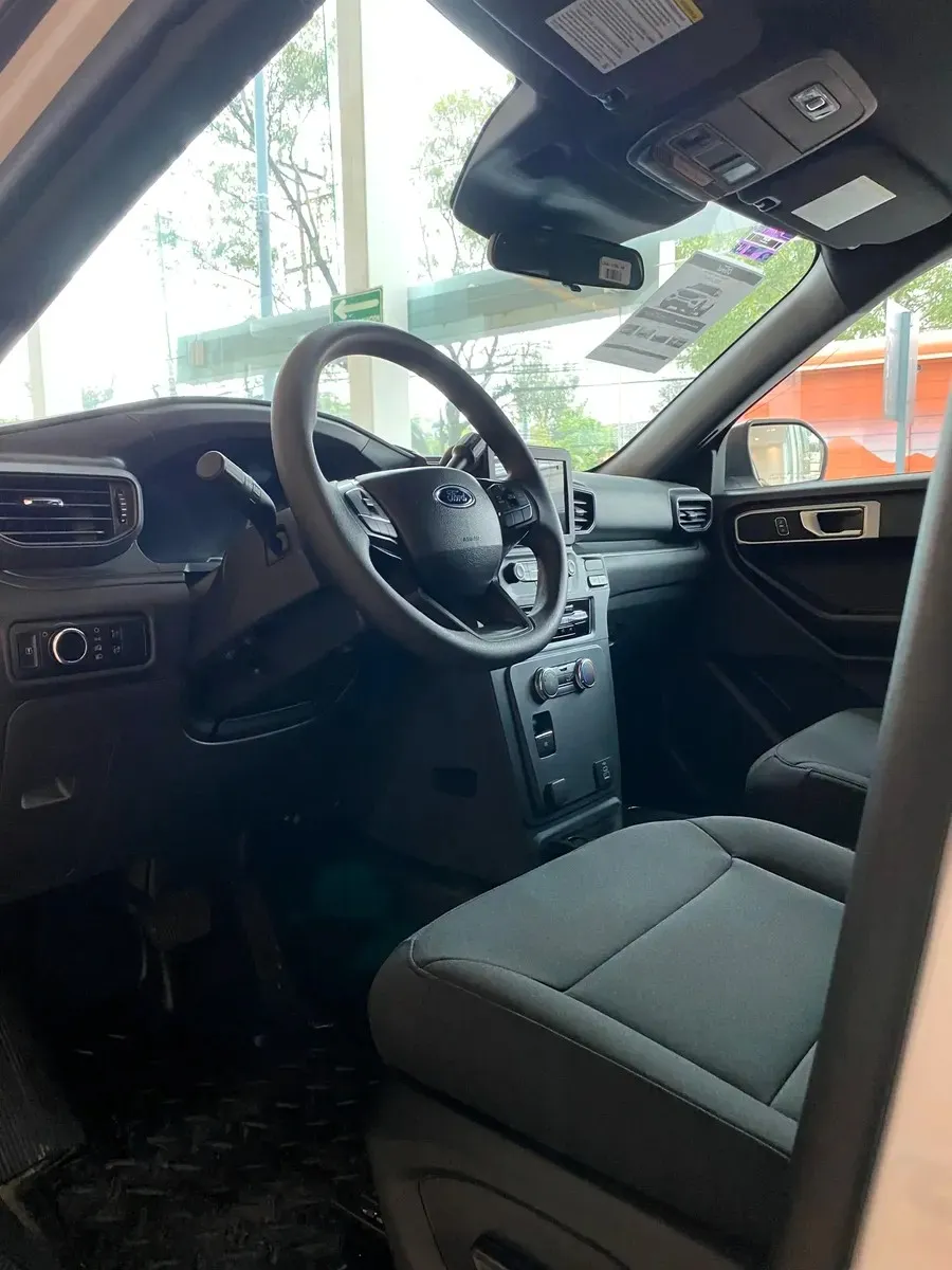 Ford Explorer 2025 Police Interceptor Híbrida Awd