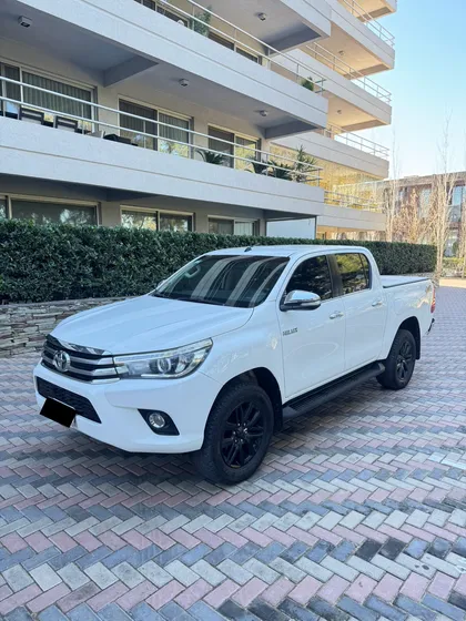 Toyota Hilux Pick-up 2.8 Cd Srx 177cv 4x4 At