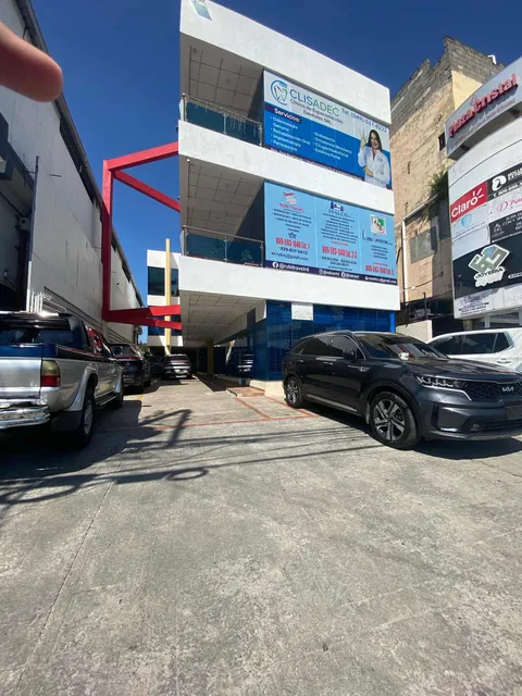Rento Local Comercial En La Avenida Venezuela