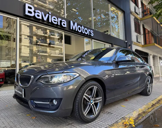 Bmw Serie 2 2.0 220i Sport Line 184cv