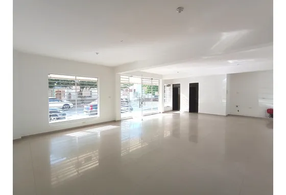 Se Vende Local Comercial Galicia Santa Marta - J.v